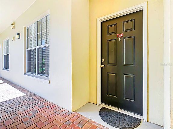 3rd image of 940 SPRING PARK ST #102