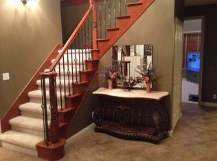 1053 Autumnview Ct, Rochester, MI 48307