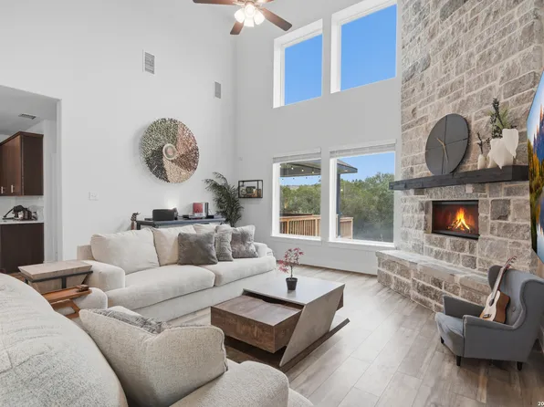 25028 Las Pilas, San Antonio, TX 78261