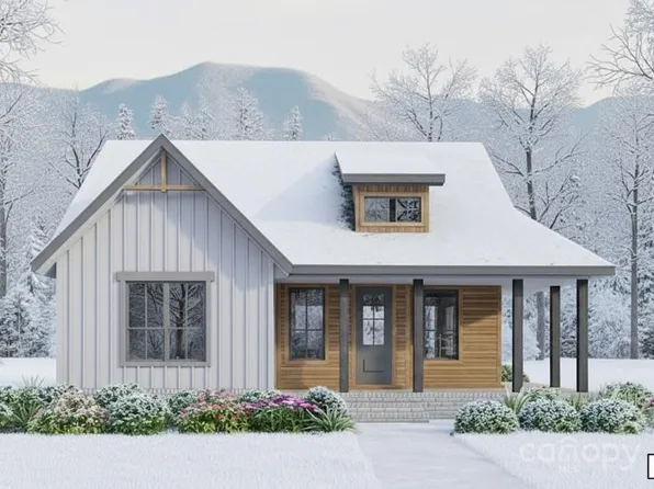 48 Twinbrook Ln, Maggie Valley, NC 28751