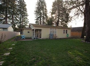 923 SW K St, Grants Pass, OR 97526