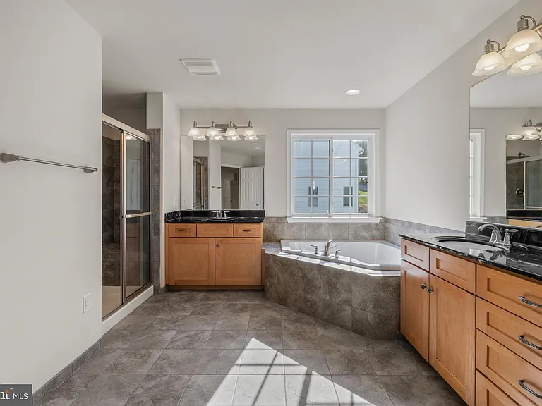 9724 Centennial Meadows Ln — Photo 19