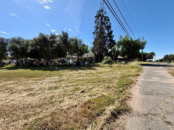 3rd image of 3437 Taylor Rd