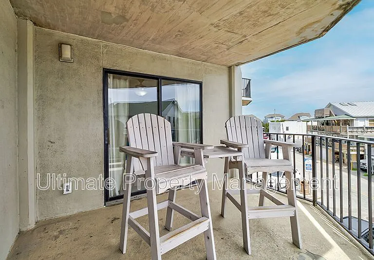 1 S Lumina Ave #204 — Photo 4