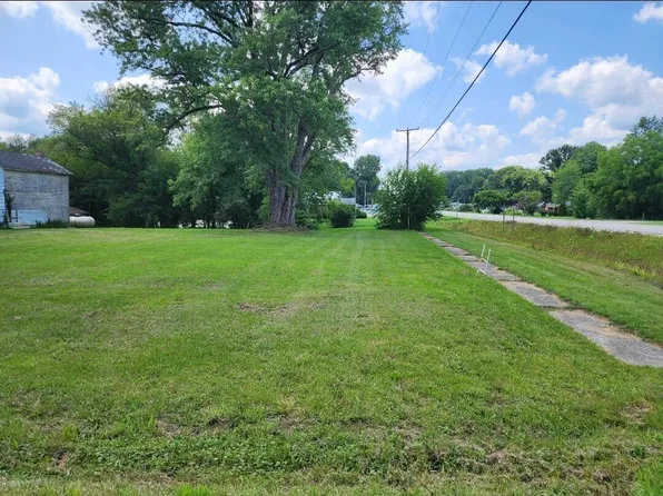 61500 S Main St, Jones, MI 49061