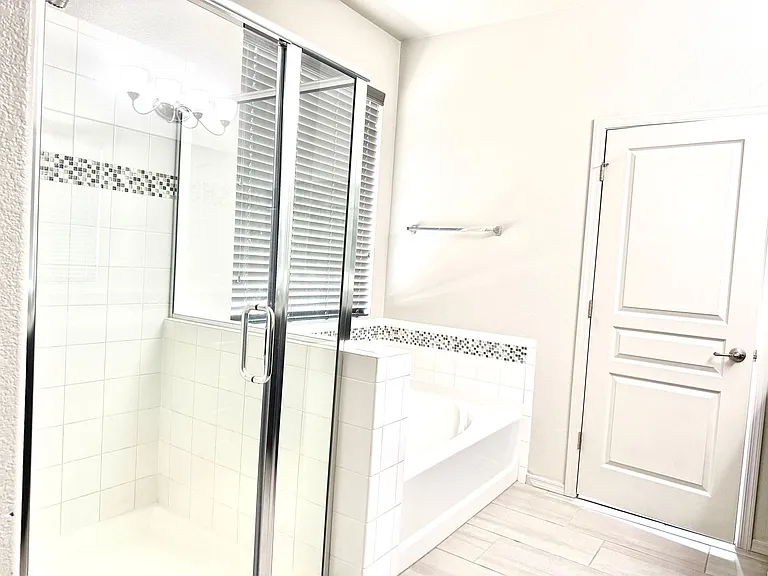 1169 Barnes Dr — Photo 31