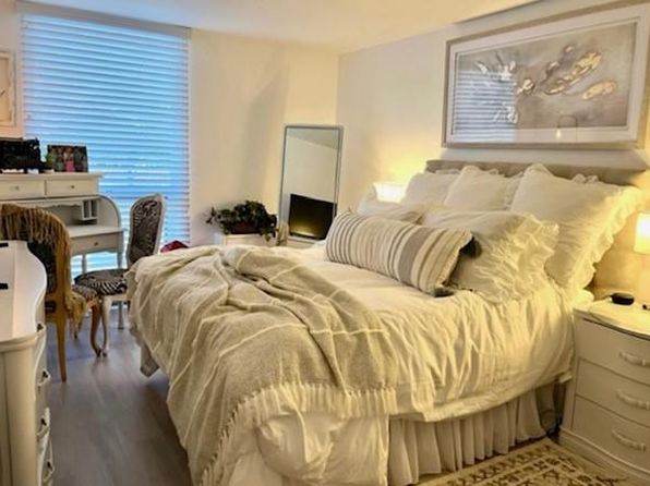 20 Chestnut St APT 206