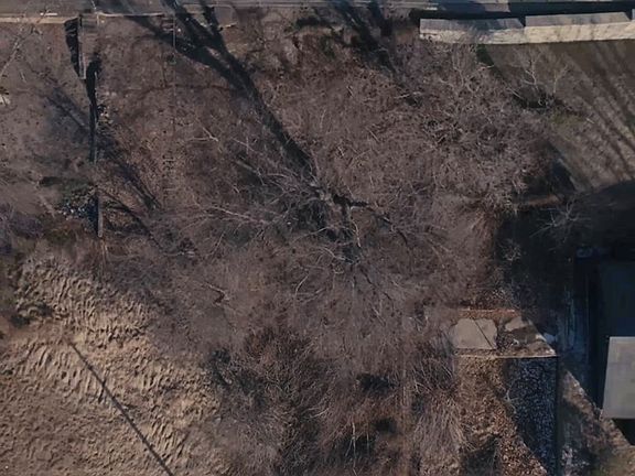 2nd image of 112 Main Street