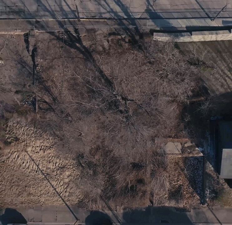 2nd image of 112 Main Street