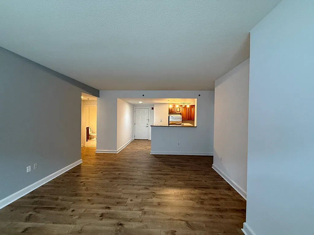 2 bed, 1247 sqft, $3,500 — Photo 4