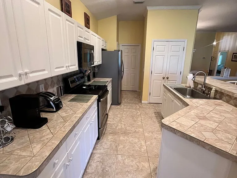 613 Casa Fuerta Ln — Photo 10