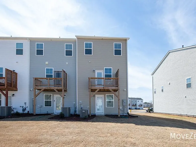 2443 Chert Ln — Photo 3