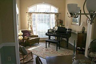 1st image of 252 Chancellors Park Ct