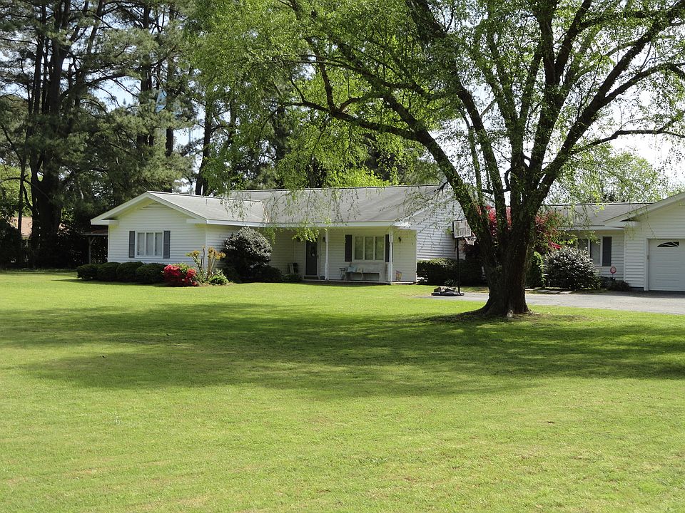 1st image of 110 Circle Dr
