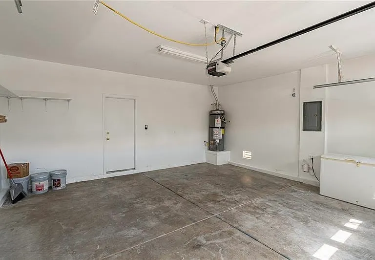 3588 White Mountain St — Photo 33