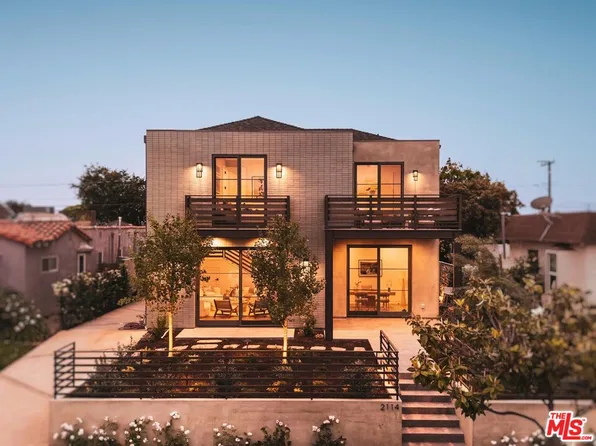 2114 Pier Ave, Santa Monica, CA 90405