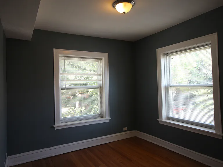 4029 N Monticello Ave — Photo 5