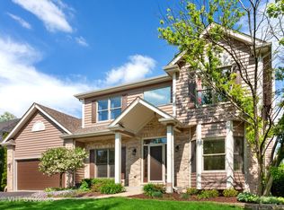 4112 Joe Willie Dr, Naperville, IL 60564