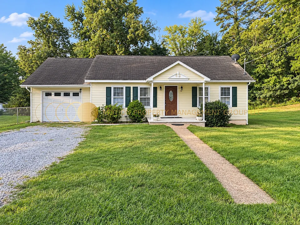 1205 Fairway Dr SW