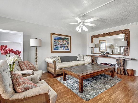 2nd image of 4089 Guildford E #E