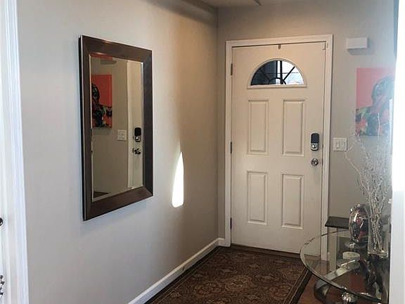 3rd image of 4949 Wintersweet Dr