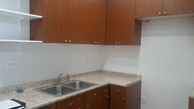 2nd image of 4464 S Wells St