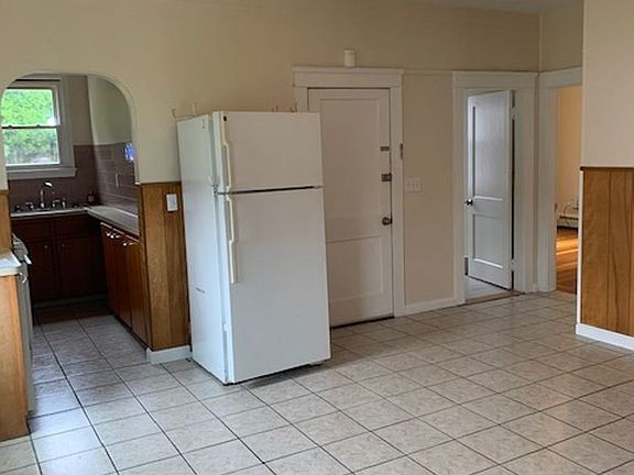 4th image of 1265 Mineral Spring Ave Floor 1
