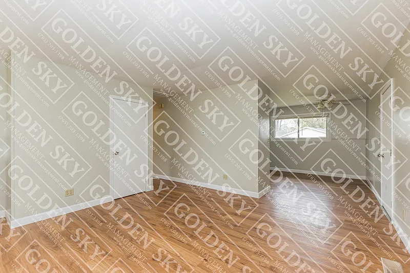 3 bed, 1.0 bath, 936 sqft, $1,475 — Photo 3