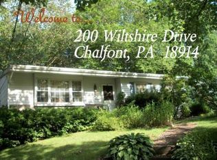 200 Wiltshire Dr, Chalfont, PA 18914
