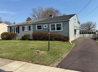 431 Cedar St, Lansdale, PA 19446