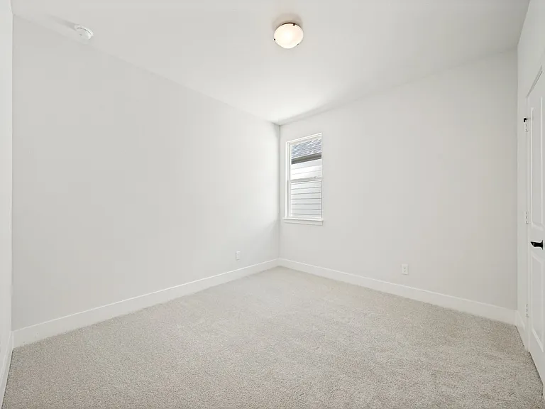 7342 Farley St — Photo 18