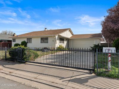 719 Palmwood Dr, Sparks, NV, 89434