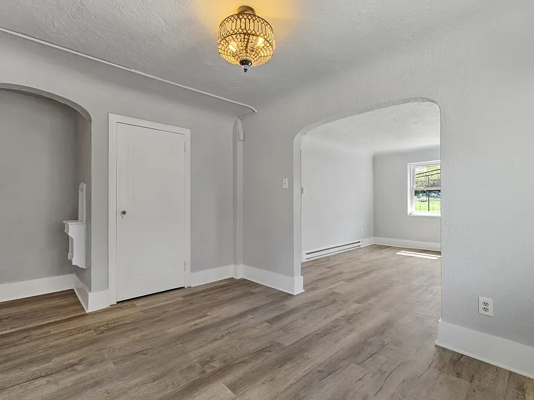 270 Beverly Rd #4 — Photo 10