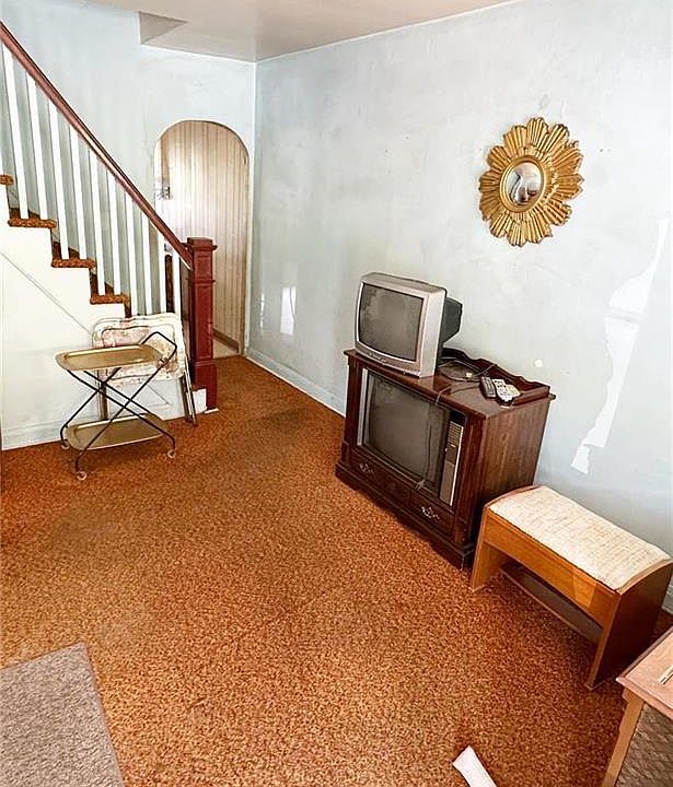 346 E Center St, Nesquehoning, PA 18240 Zillow