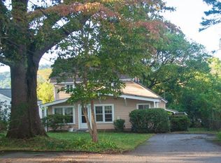 52 Gracelyn Rd, Asheville, NC 28804