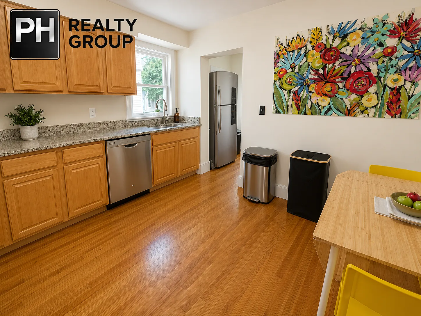 3 bed, 1200 sqft, $2,900 — Photo 2