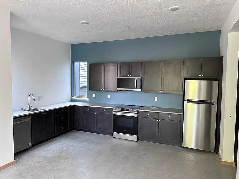 605 S Adams St #302 — Photo 34