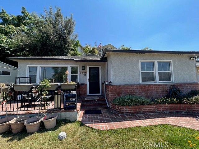 1st image of 2716 Carlos Ave