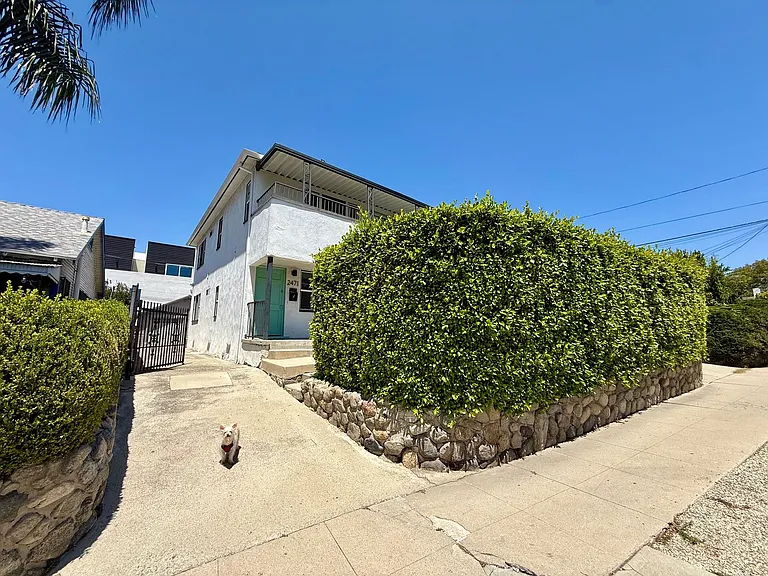 2471 W Ave 32 — Photo 27
