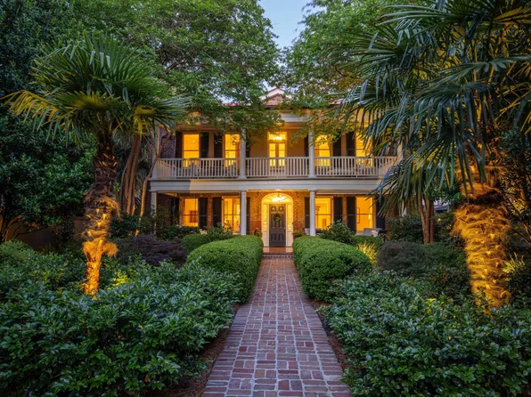 12 Limehouse St, Charleston, SC 29401