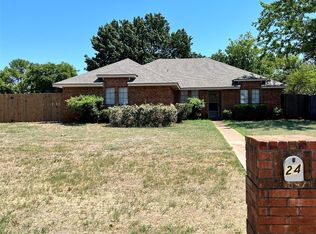 24 Muirfield St, Corinth, TX 76210