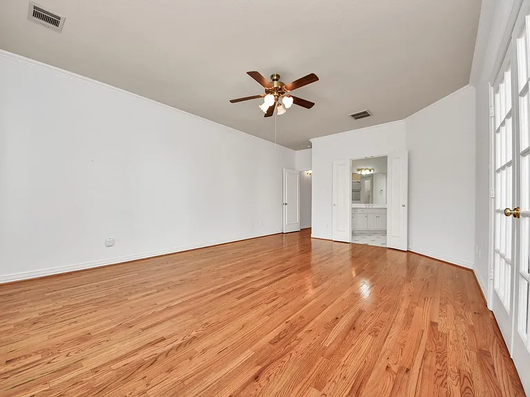 605 W Polk St #B — Photo 26