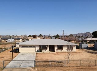 22194 Tajanta Rd, Apple Valley, CA 92307