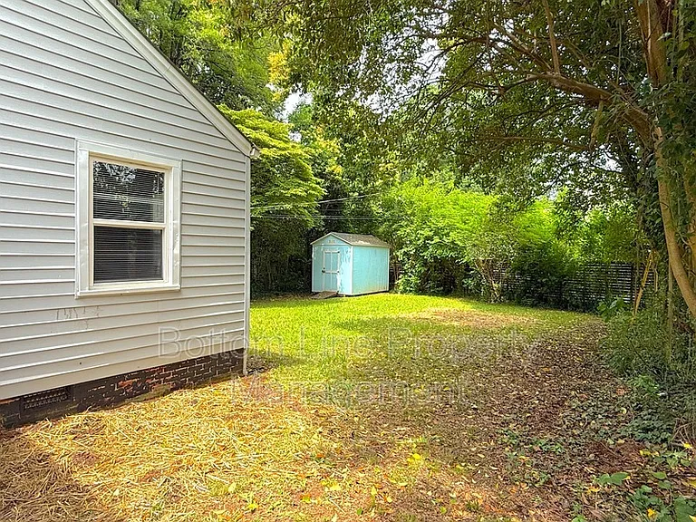 214 S Gardner Ave — Photo 13