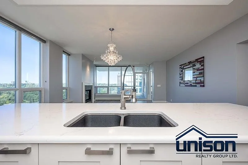 2 bed, 1104 sqft, $2,800 — Photo 3