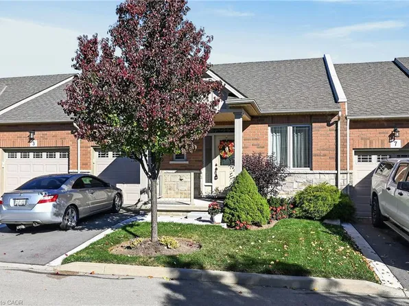 5 Hillgartner Ln, Hamilton, ON L0R 1C0