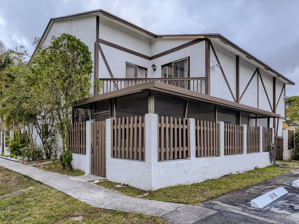 1st image of 2480 Lena Ln