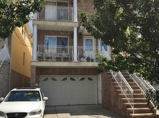 6114 Johnson Pl, West New York, NJ 07093