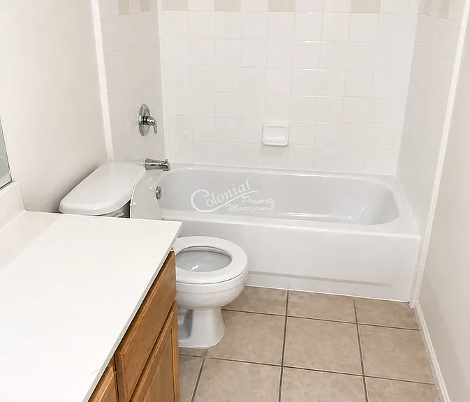 2107 Charleston Ct #A — Photo 12