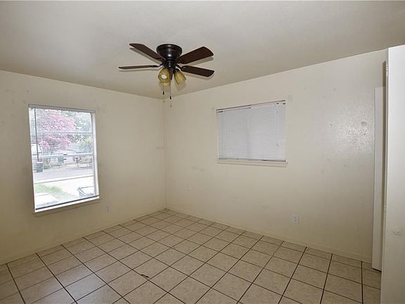 5th image of 1002 Hillyer St